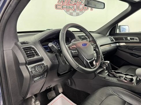 Used 2019 Ford Explorer Limited w/ Class III Trailer Tow Package AWD/4WD image 10