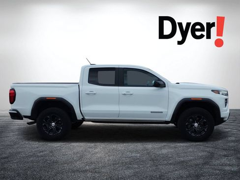 Used 2024 GMC Canyon Elevation RWD image 2