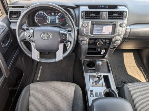 Used 2014 Toyota 4Runner SR5 image 6