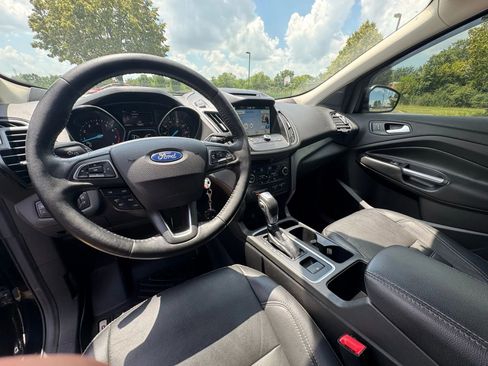 Used 2018 Ford Escape SEL image 8