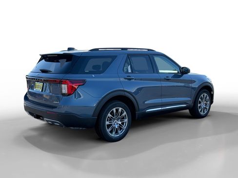 New 2025 Ford Explorer Active w/ Active Comfort Package image 5