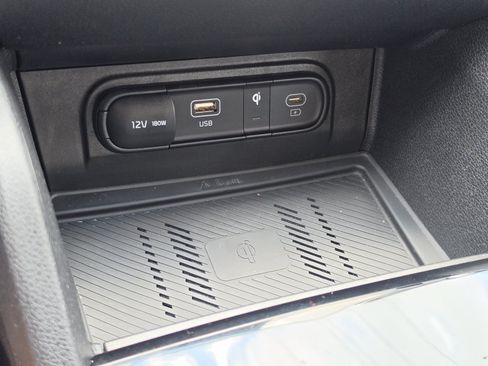 Used 2024 Kia Sportage EX FWD image 23
