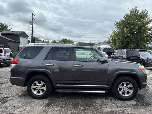 Used 2013 Toyota 4Runner SR5 w/ Premium Pkg w/3rd Row Seat AWD/4WD image 9