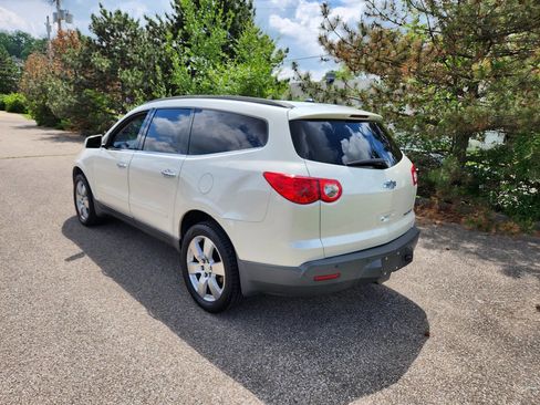 Used 2012 Chevrolet Traverse LT w/ All-Star Edition FWD image 12