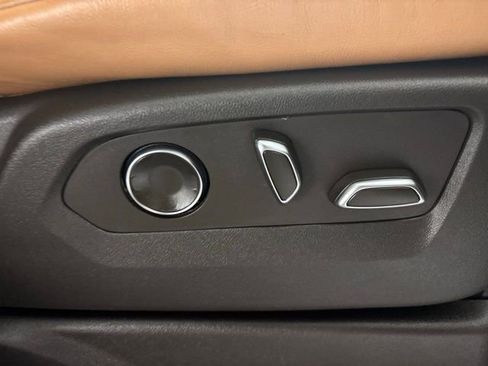 Used 2021 Cadillac Escalade Sport RWD image 25