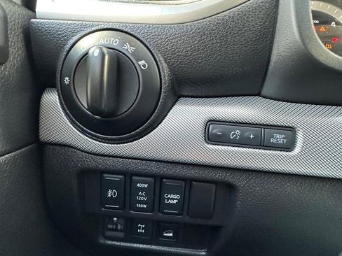 Used 2016 Nissan Titan PRO-4X w/ Pro-4x Convenience Package image 24