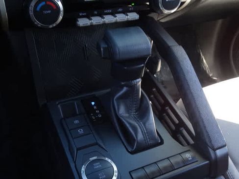 Used 2025 Toyota Tacoma SR5 image 34