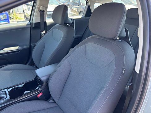 Used 2025 Kia K4 FWD image 37
