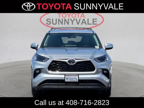 Certified 2024 Toyota Highlander LE FWD image 12