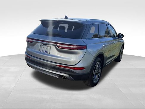 Used 2023 Lincoln Corsair Reserve w/ Equipment Group 201A image 10