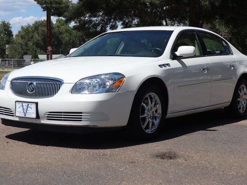 Used 2007 Buick Lucerne CXL w/ Luxury Package FWD image 3