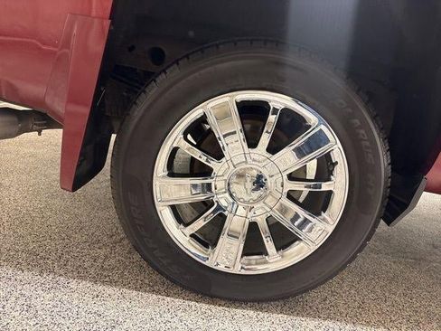 Used 2017 Chevrolet Silverado 1500 High Country image 16