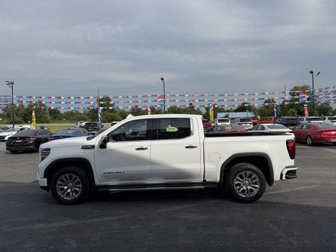 Used 2024 GMC Sierra 1500 Denali w/ Technology Package AWD/4WD image 11