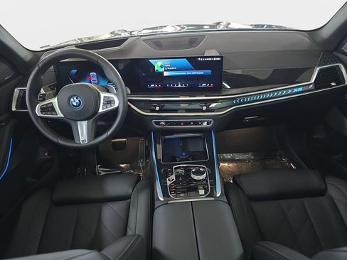 Used 2026 BMW X5 xDrive50e w/ Executive Package AWD/4WD image 12