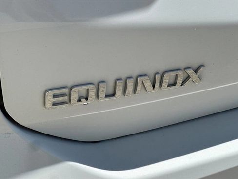 Used 2022 Chevrolet Equinox LS w/ LS Convenience Package image 26