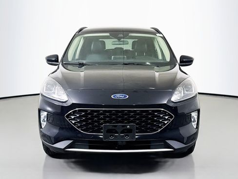 Used 2020 Ford Escape SEL image 2