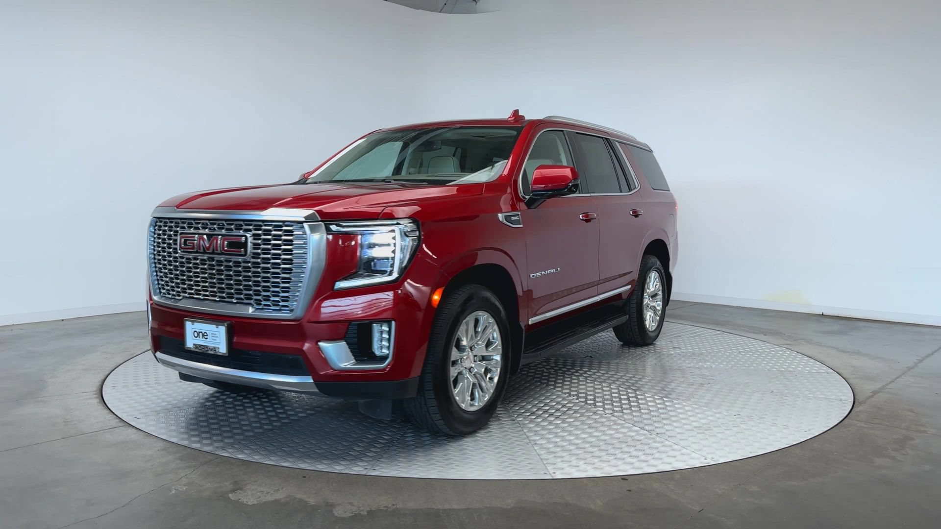Used 2021 GMC Yukon Denali AWD/4WD image 4