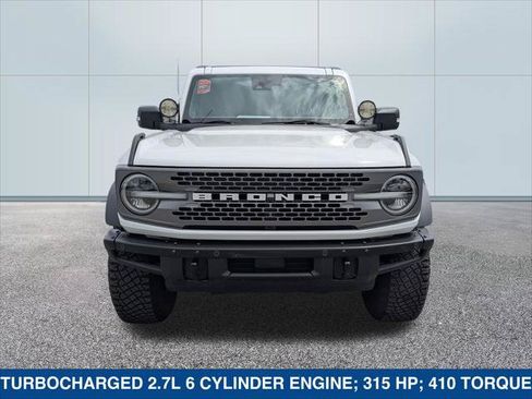 Certified 2023 Ford Bronco Badlands w/ Sasquatch Package AWD/4WD image 8