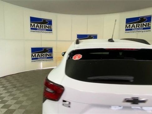 Certified 2026 Chevrolet Trax RS image 9