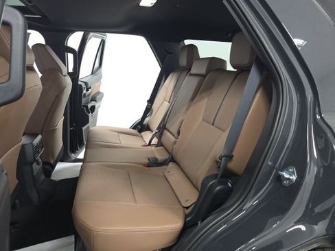 New 2026 Toyota 4Runner Limited AWD/4WD image 21