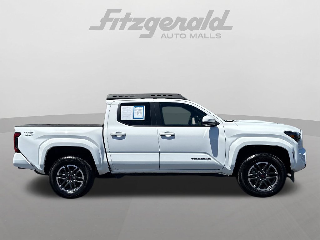 Used 2024 Toyota Tacoma TRD Sport w/ TRD Sport Upgrade Package AWD/4WD image 9