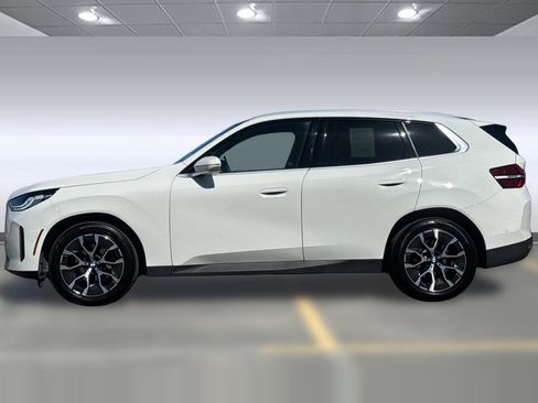 Used 2025 BMW X3 xDrive30i w/ Convenience Package image 2