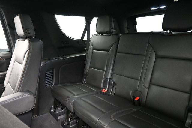 Used 2022 Chevrolet Suburban High Country AWD/4WD image 21