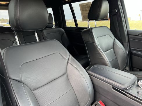 Used 2019 Mercedes-Benz GLS 450 4MATIC image 35