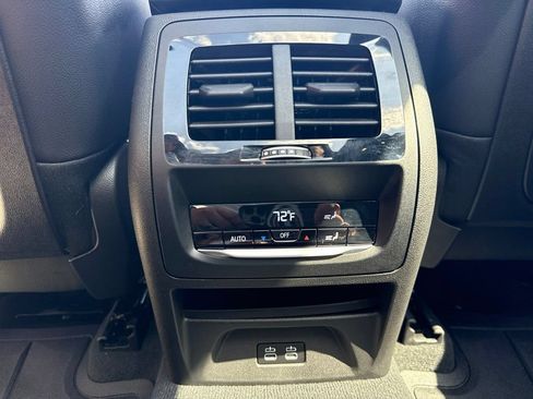 Used 2024 BMW X3 sDrive30i w/ Premium Package RWD image 20