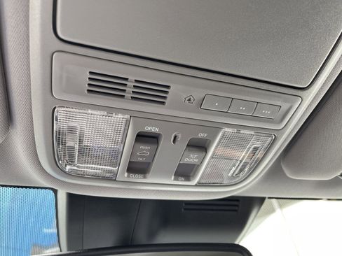 Used 2022 Honda CR-V EX-L image 24