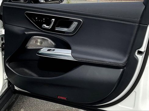 Used 2025 Mercedes-Benz E 450 4MATIC All-Terrain Wagon image 16