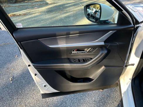 Used 2024 MAZDA CX-90 3.3 Turbo w/ Preferred Package image 14