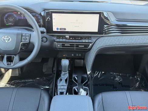 New 2026 Toyota Camry XLE FWD image 17