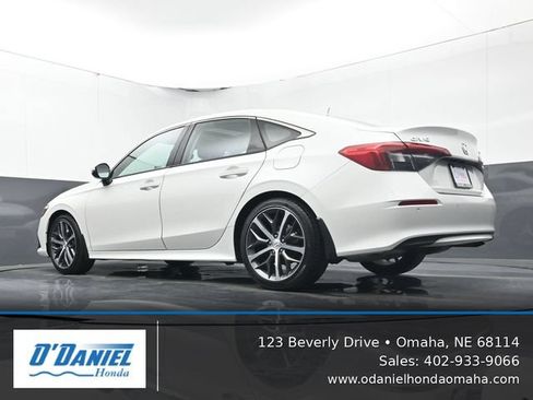 Used 2022 Honda Civic Touring image 22