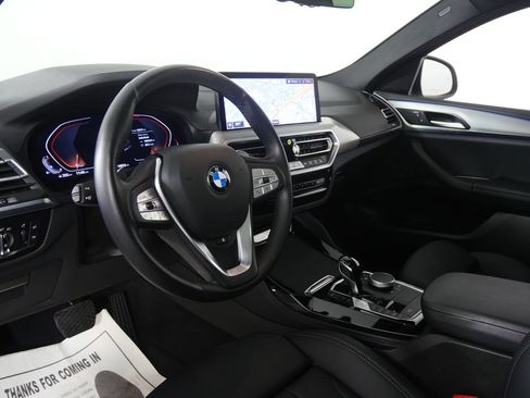 Used 2025 BMW X4 xDrive30i AWD/4WD image 12