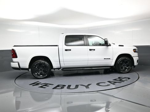 Used 2025 RAM 1500 Big Horn AWD/4WD image 10