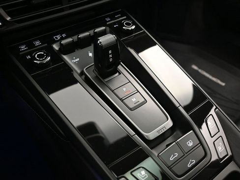 Certified 2022 Porsche 911 Carrera 4 GTS image 22