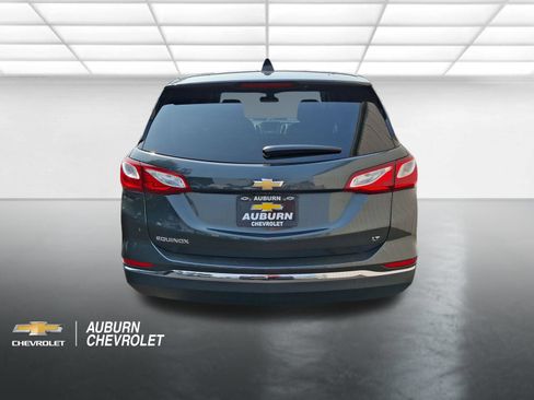 Used 2020 Chevrolet Equinox LT FWD image 2