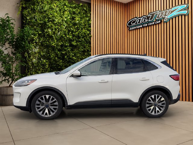 Used 2021 Ford Escape Titanium FWD image 10