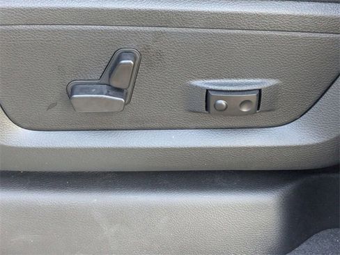 New 2026 RAM 3500 Limited image 13