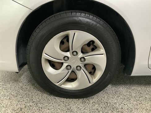 Used 2015 Honda Civic LX image 9