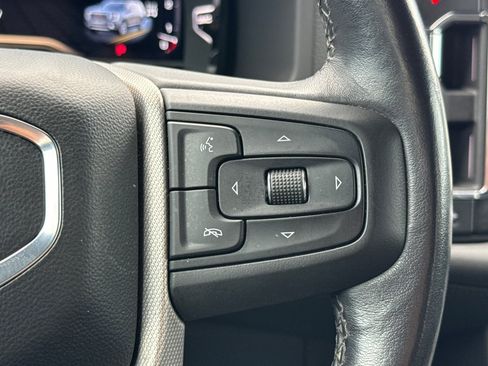 Used 2022 GMC Yukon XL Denali AWD/4WD image 30