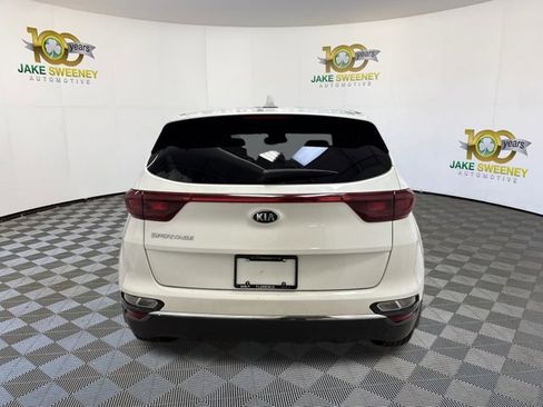 Certified 2022 Kia Sportage LX image 9