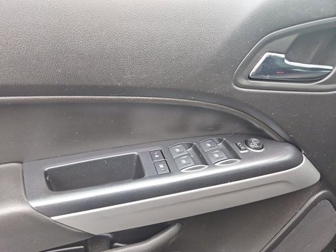 Used 2018 Chevrolet Colorado LT w/ LT Convenience Package image 9