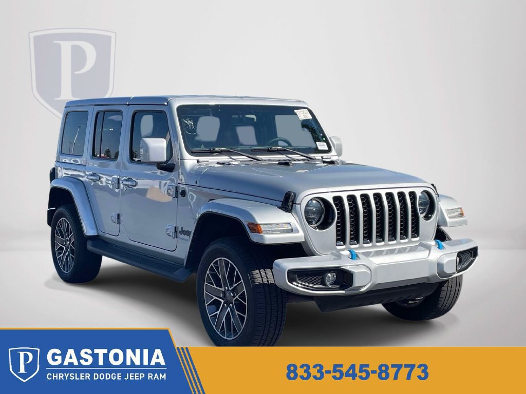 Used 2023 Jeep Wrangler Unlimited Sahara AWD/4WD image 1