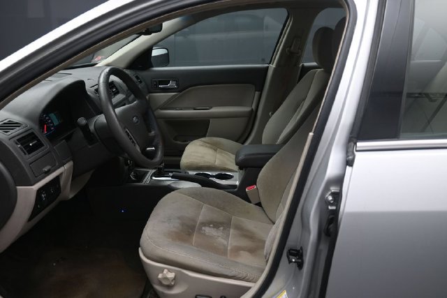 Used 2010 Ford Fusion Hybrid FWD image 13