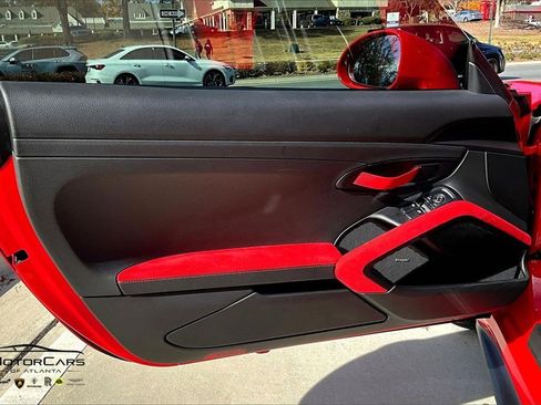 Used 2018 Porsche 911 GT2 RS image 20