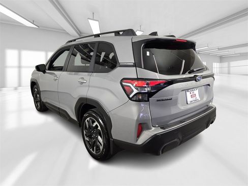 Certified 2025 Subaru Forester Limited image 4