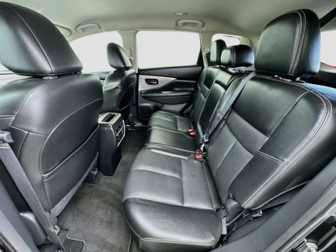 Used 2018 Nissan Murano SL w/ Midnight Edition Package FWD image 15