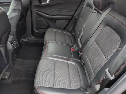 Used 2023 Ford Escape ST-Line AWD/4WD image 19